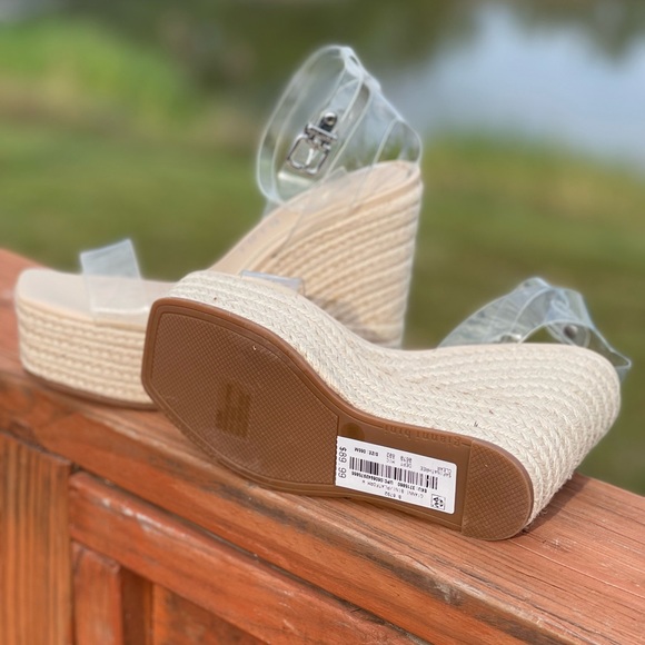 Gianni Bini Espadrille with clear straps - Picture 3 of 3